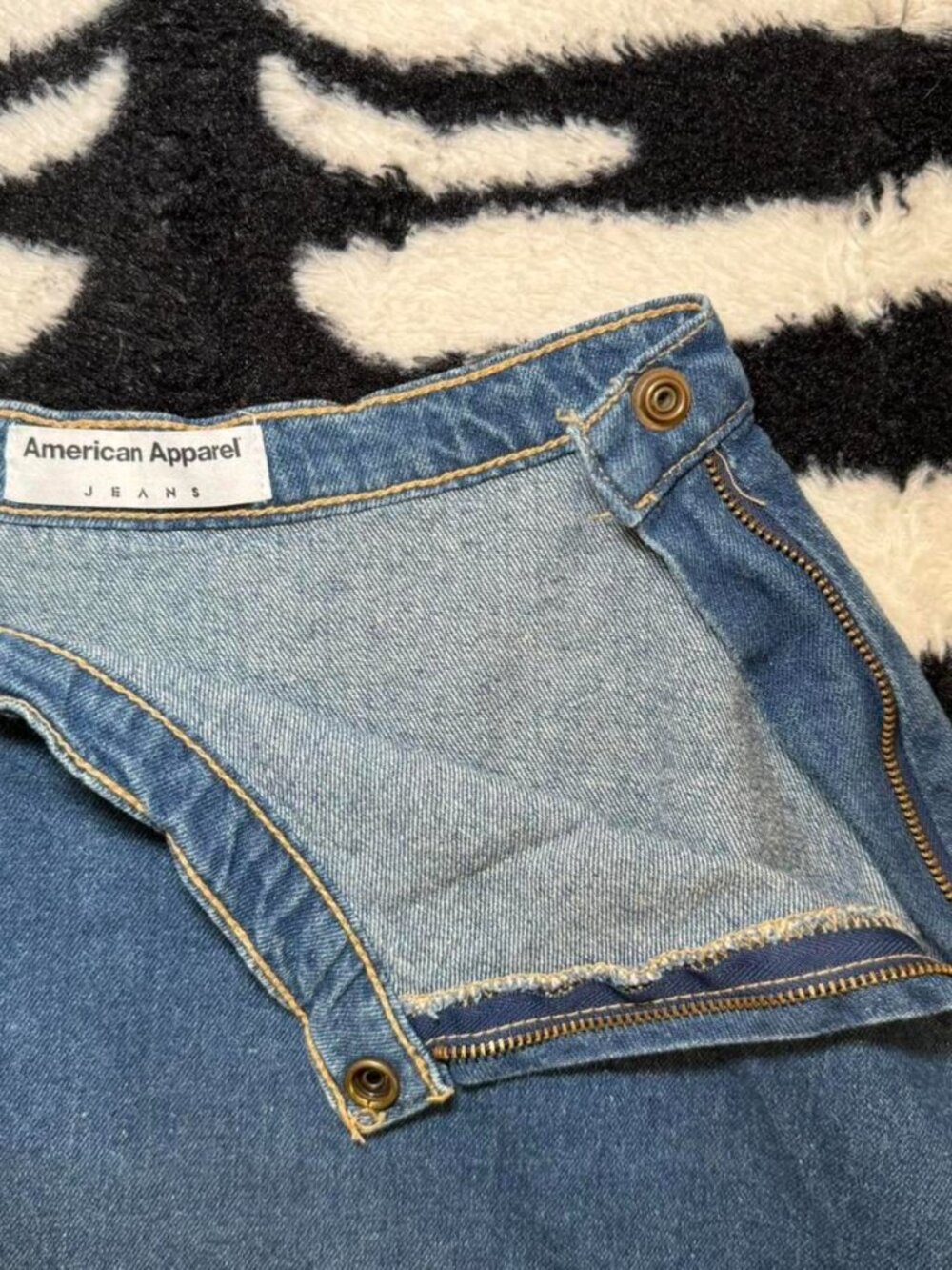 AMERICAN APPAREL Denim Skater Mini Skirt Made in USA Size Small XS Fit Cotton - Picture 4 of 4